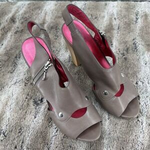 Belle Sigerson Morrison Italy Gray Leather Buckle Open Peep Toe Heels Sandal 8.5